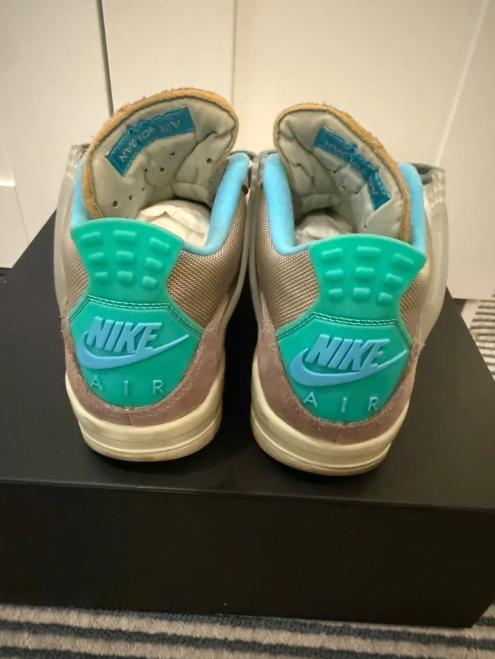 Jordan 4 Retro Union Taupe Haze
